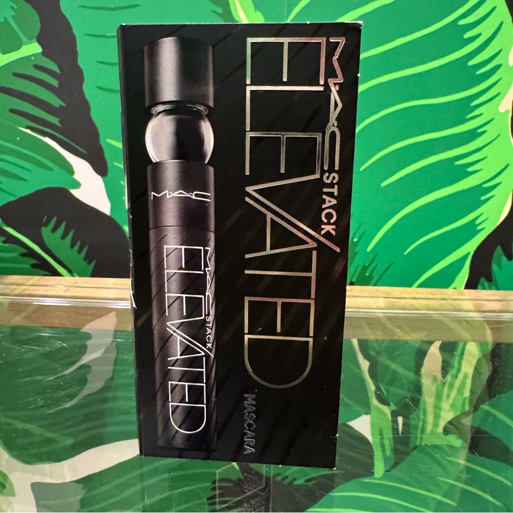 MAC Stack Elevated Mascara Black Mini 3ml NWT